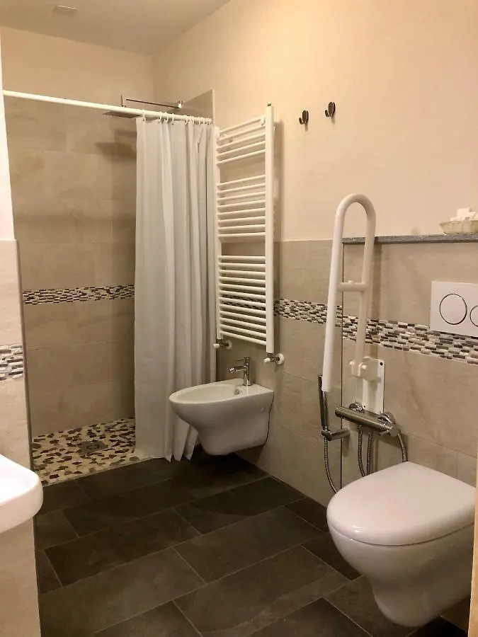 Hotel Piccolo Chalet Claviere Italy