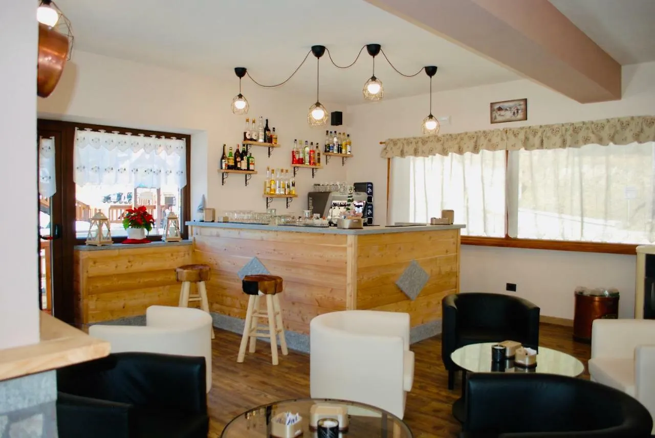 Hotel Piccolo Chalet Claviere 3*,  Italy